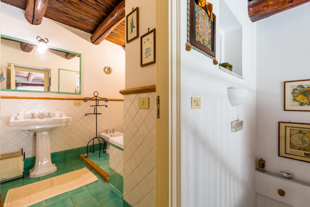 Residenza Capano Charming House By Napoliapartments Екстериор снимка
