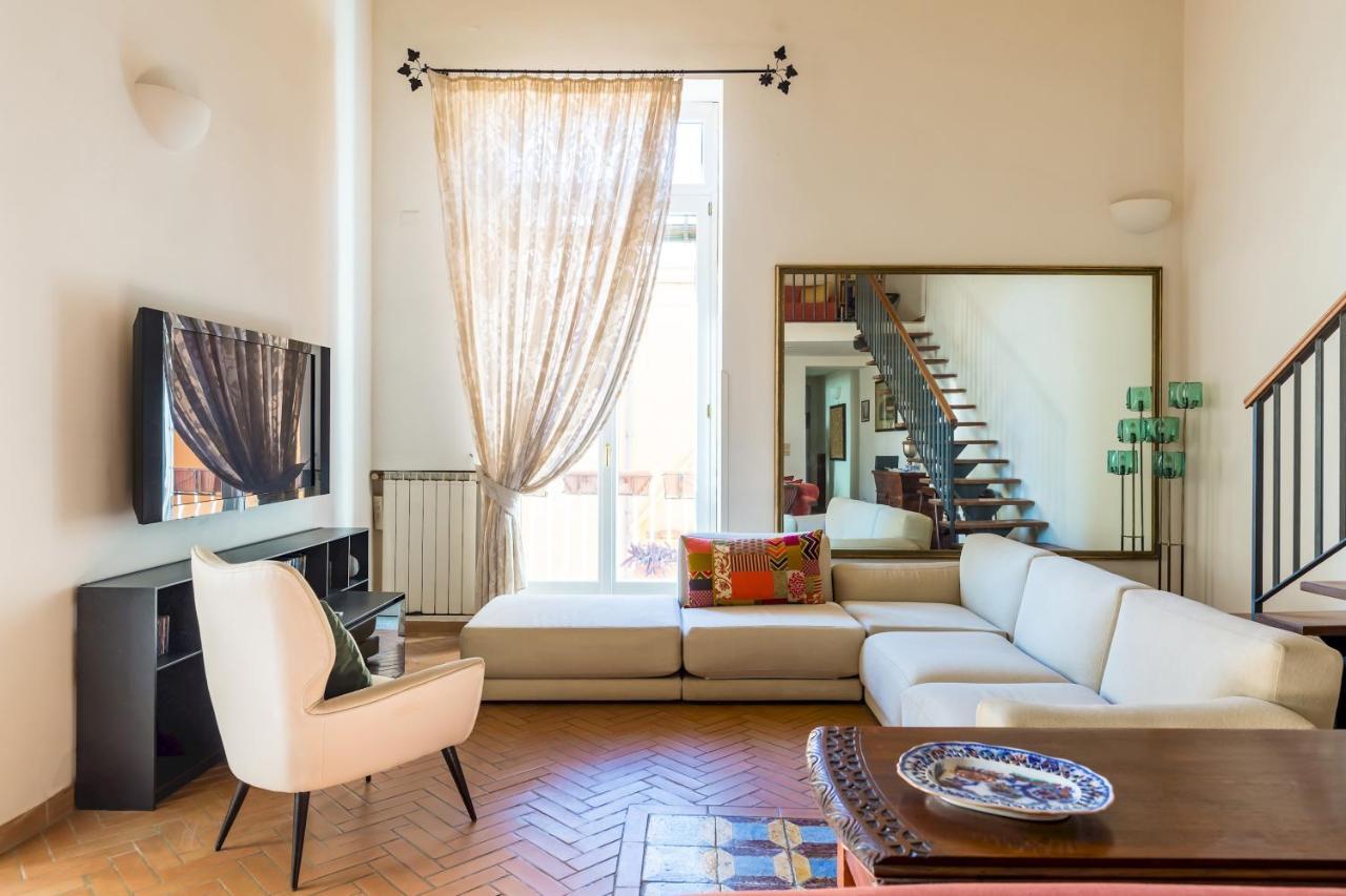 Residenza Capano Charming House By Napoliapartments Екстериор снимка