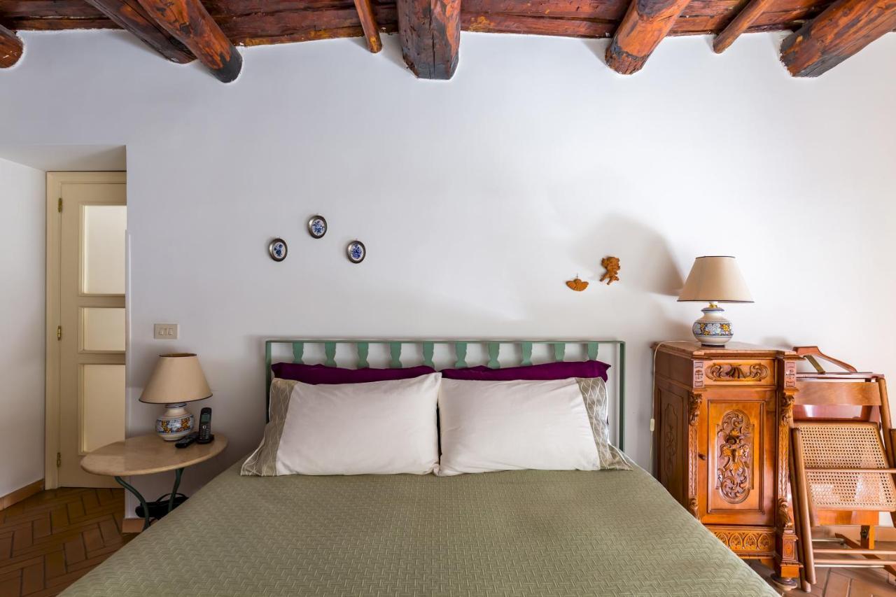Residenza Capano Charming House By Napoliapartments Екстериор снимка